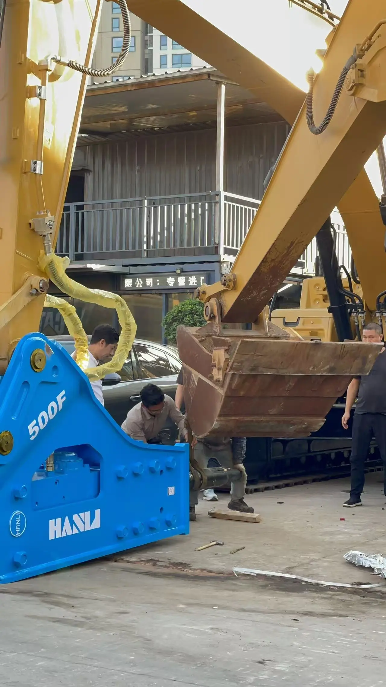 news-783-783 news-783-783