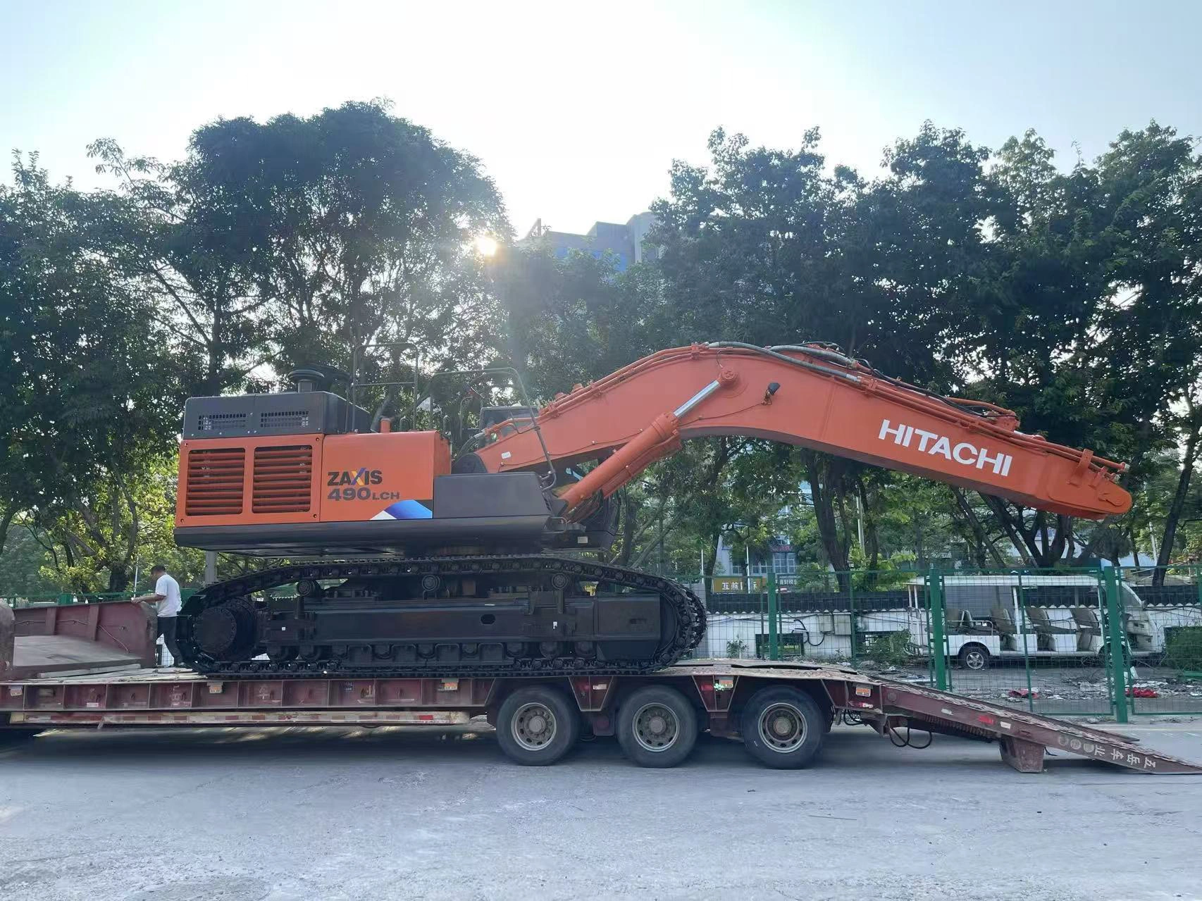 Hitachi ZX490LCH 