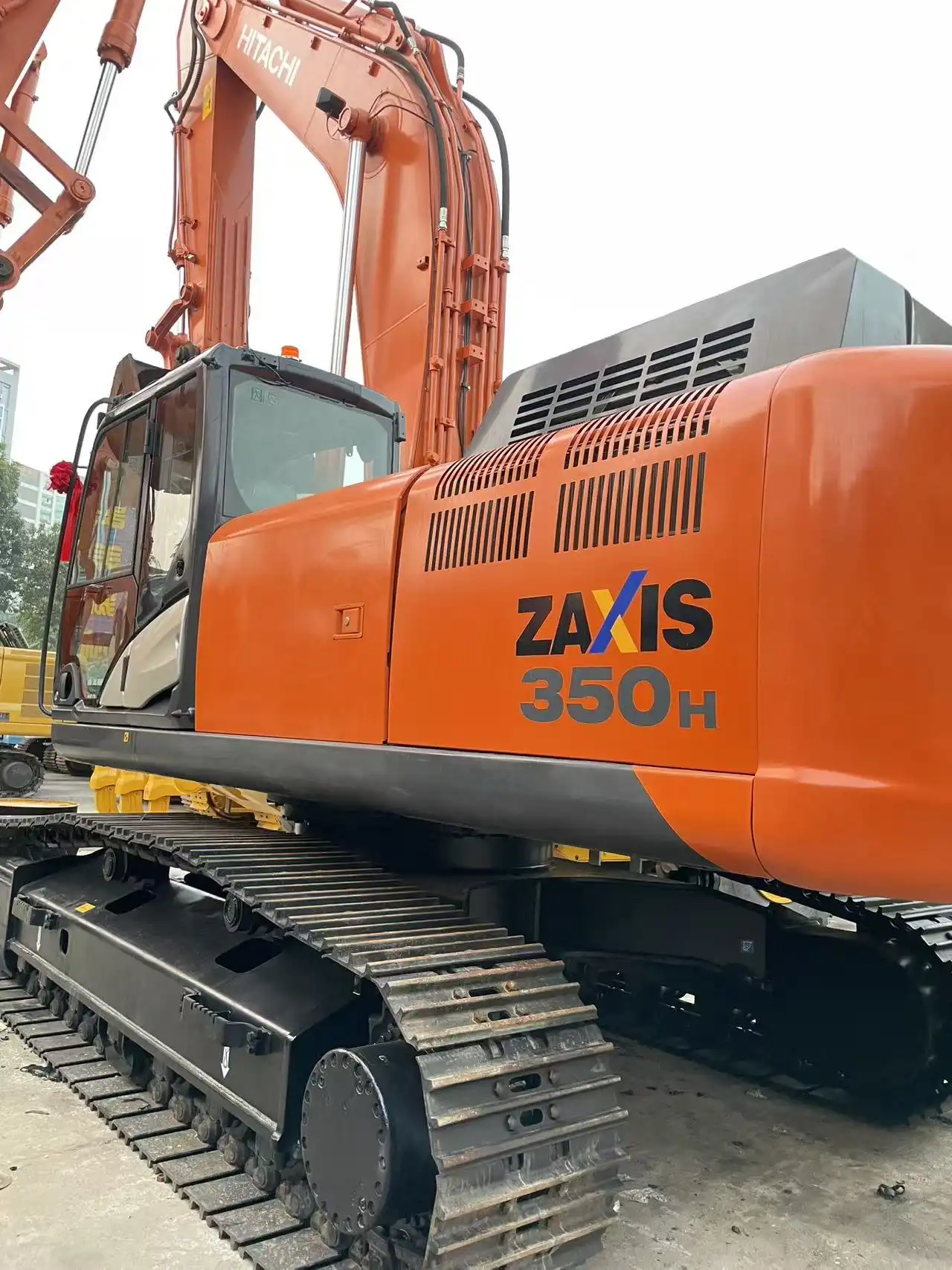 Existing Client Referrals Drive New Sales: Hengchangsheng Machinery Sells Another Hitachi ZX350-5A Excavator