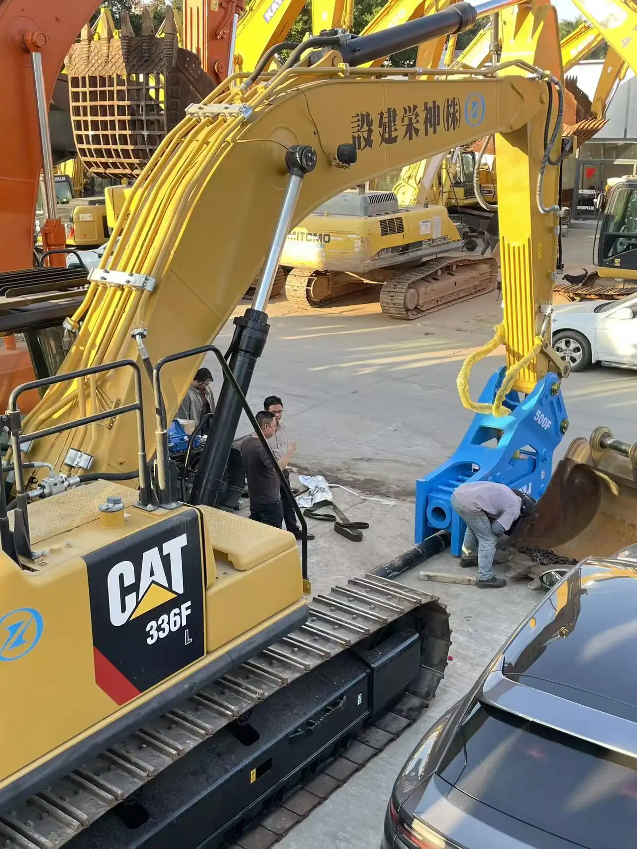 Choose Excavators and Match Hydraulic Breakers, Hengchangsheng Gives You Total Peace of Mind