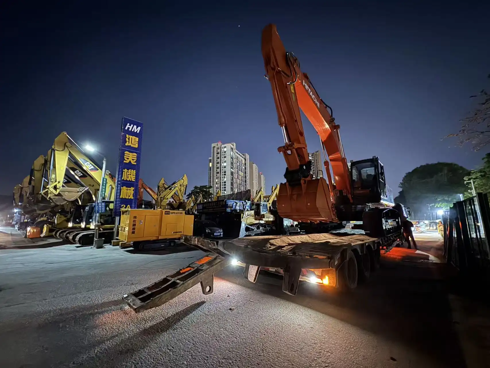 Overnight Emergency Delivery! Hitachi ZX490-5A Rushed to Client Site